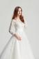 Preview: Langärmeliges Kleid in A-Linie aus Vintage-Spitze mit tiefem V-Ausschnitt Ivory