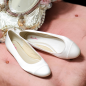 Preview: Rainbow Club Brautschuh "Bess"Ivory Satin Größe 37,5