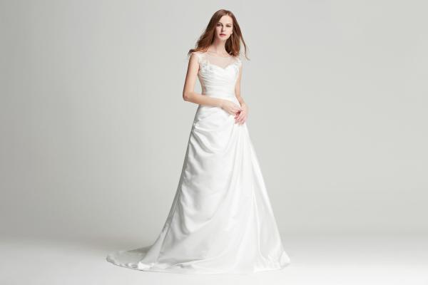 A-Linien-Brautkleid aus Satin mit plissiertem Mieder und Spitze Ivory