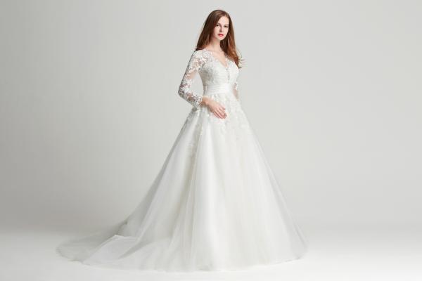 Langärmeliges Kleid in A-Linie aus Vintage-Spitze mit tiefem V-Ausschnitt Ivory