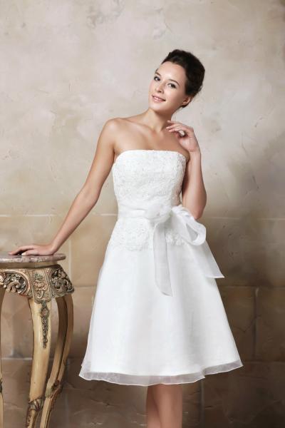 Brautkleid Standesamt bestickt  mit / ohne Schnürung