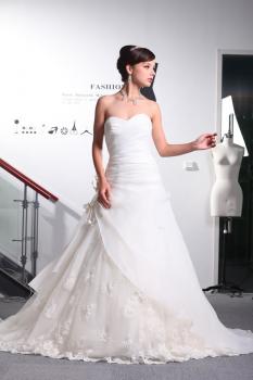 %SALE% Einzelstück Organza A-Linien-Kleid mit plissiertem Herz Ausschnitt Brautkleid Fortuna Gr.44