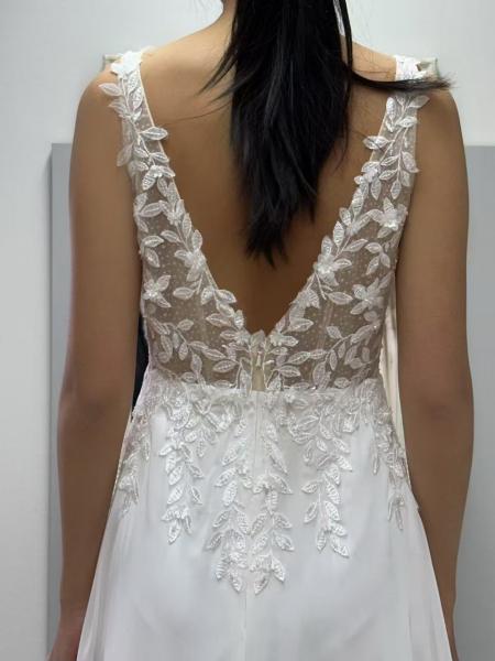 Brautkleid aus Chiffon mit Blätterspitze Glitzer Oberteil ivory/Haut