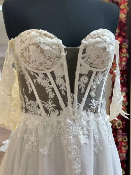 Hochzeitskleid in A-Linie aus Chiffon mit durchscheinendem Mieder HOLLAND