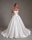 Prinzessinnen-Brautkleid mit spitzer Korsage und Schleifendetails